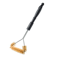 Load image into Gallery viewer, HIC Kitchen 3-Sided Grill Brush