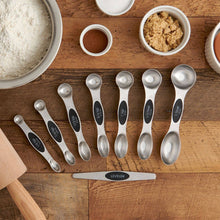 Load image into Gallery viewer, Magnetic Measuring Spoons – Dual-Sided with Leveler