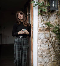 Load image into Gallery viewer, BIRTHDAY PRESENT GREETING CARD STEPHANIE DAVIES