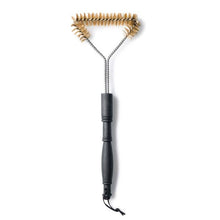 Load image into Gallery viewer, HIC Kitchen 3-Sided Grill Brush