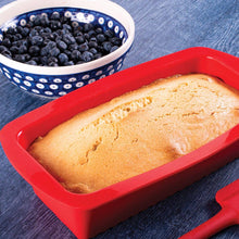 Load image into Gallery viewer, Mrs. Anderson's Baking Silicone Loaf Pan, 9.5in