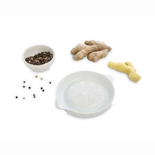 Load image into Gallery viewer, Helen's Asian Kitchen Ginger Grater Bowl With Spout