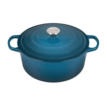 Load image into Gallery viewer, Le Creuset Dutch Oven